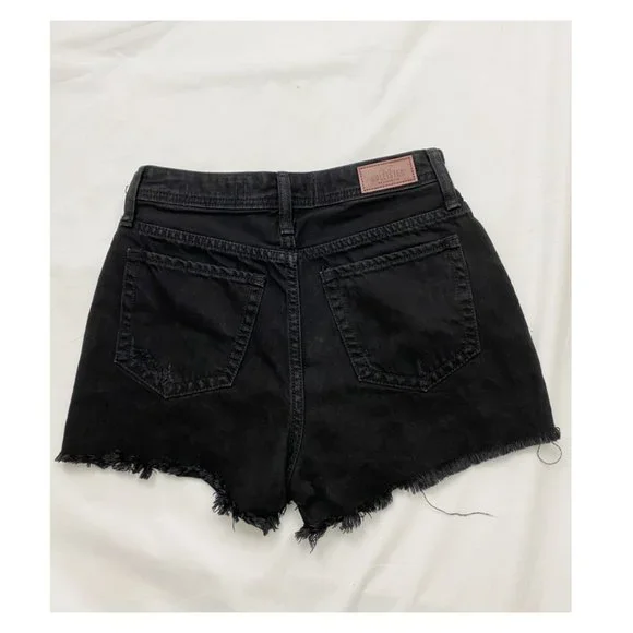 Hollister Women’s High Rise Mom Jean Shorts Distressed Black Size 26 - Picture 3 of 9